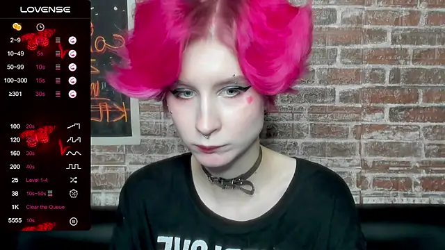 Angel Julles online show from May 8, 2026, 4:27 am