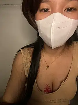 DAISSY69 online show from November 1, 2025, 5:51 pm