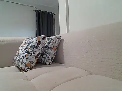 Snapshot of Petite_baby5 chatting on May 24, 2026, 3:34 pm Petite baby5 online show from May 24, 2026, 3:34 pm