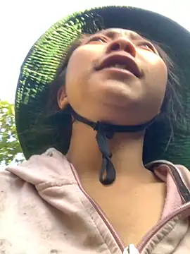 Snapshot of bi-bo123 chatting on November 25, 2025, 1:06 am bi-bo123 online show from November 25, 2025, 1:06 am