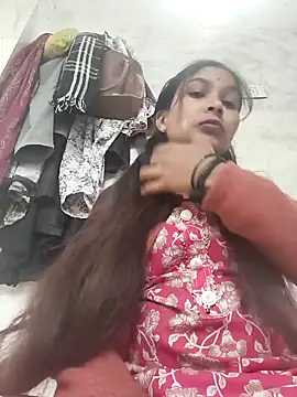 Cute Arushi online show from December 14, 2025, 4:51 am