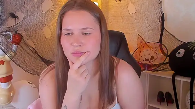 Snapshot of Tinky_kinky chatting on November 4, 2025, 11:36 am Tinky kinky online show from November 4, 2025, 11:36 am