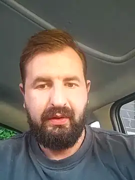 rooliv1 online show from November 19, 2025, 6:52 pm