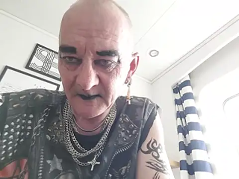 Snapshot of NahkaSami chatting on June 19, 2026, 8:53 am NahkaSami online show from June 19, 2026, 8:53 am