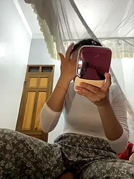 Snapshot of Amino-Suca chatting on November 17, 2025, 10:08 am Amino-Suca online show from November 17, 2025, 10:08 am