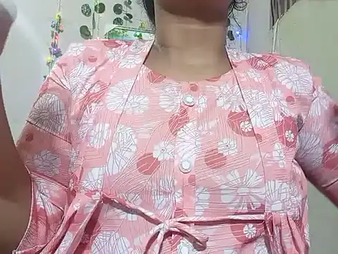 Snapshot of Nancy_queen001 chatting on November 24, 2025, 5:46 pm Nancy queen001 online show from November 24, 2025, 5:46 pm