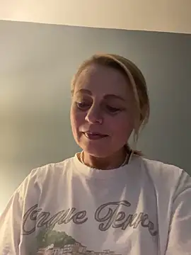 Snapshot of ToriLove777 chatting on November 14, 2025, 7:12 am ToriLove777 online show from November 14, 2025, 7:12 am