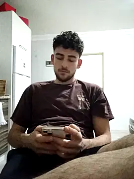 yasinesra757  online show from February 14, 2026, 4:13 am