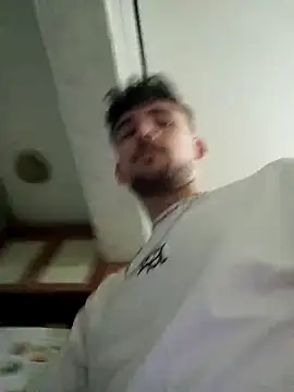 yasinesra757  online show from February 27, 2026, 9:47 pm