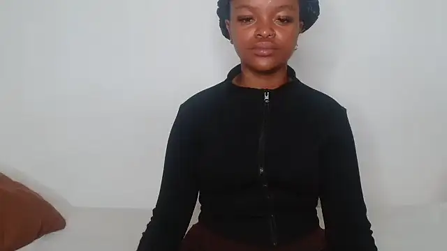 Snapshot of KinkyP6966 chatting on December 4, 2025, 6:12 am KinkyP6966 online show from December 4, 2025, 6:12 am