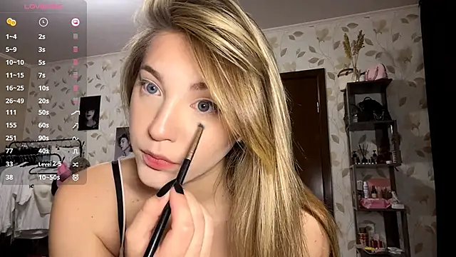 Snapshot of OrethaEredia chatting on November 20, 2025, 3:02 pm OrethaEredia online show from November 20, 2025, 3:02 pm