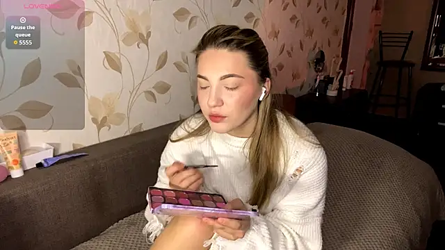 Snapshot of OrethaEredia chatting on November 30, 2025, 5:58 pm OrethaEredia online show from November 30, 2025, 5:58 pm