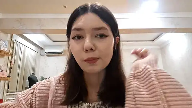 HenryMetter online show from November 10, 2025, 3:06 pm