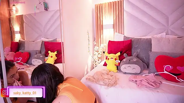 Snapshot of Kat_Saky chatting on March 18, 2026, 11:16 pm Kat Saky online show from March 18, 2026, 11:16 pm