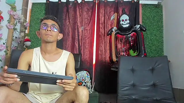 jackk blaze online show from October 30, 2025, 7:33 pm