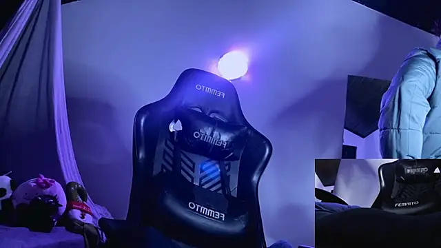 3v1l online show from November 17, 2025, 6:50 am