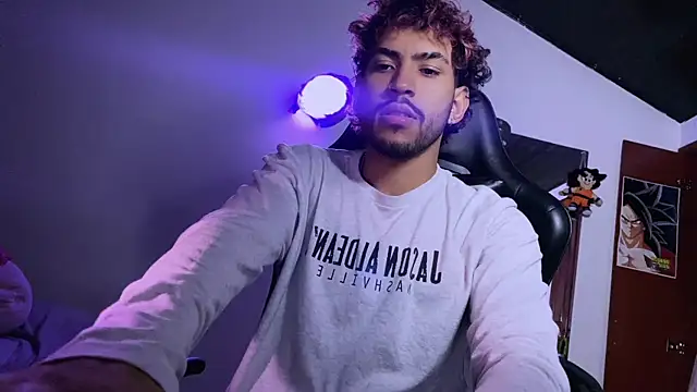 3v1l online show from December 3, 2025, 1:50 am