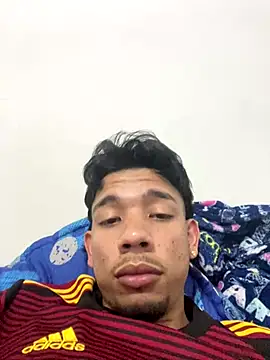 Snapshot of starboy2812 chatting on November 23, 2025, 10:09 pm starboy2812 online show from November 23, 2025, 10:09 pm