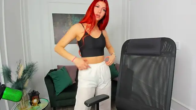 AmandaGasertoe online show from April 29, 2026, 3:00 am