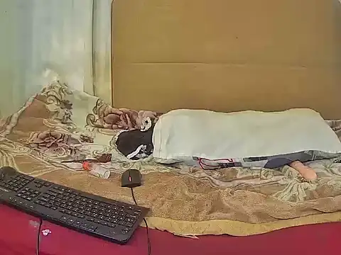 Snapshot of Squirt_bitchxxx chatting on November 2, 2025, 10:53 am Squirt bitchxxx online show from November 2, 2025, 10:53 am