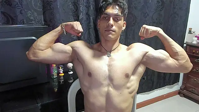 Snapshot of AlessioVitale chatting on April 4, 2026, 12:50 am AlessioVitale online show from April 4, 2026, 12:50 am