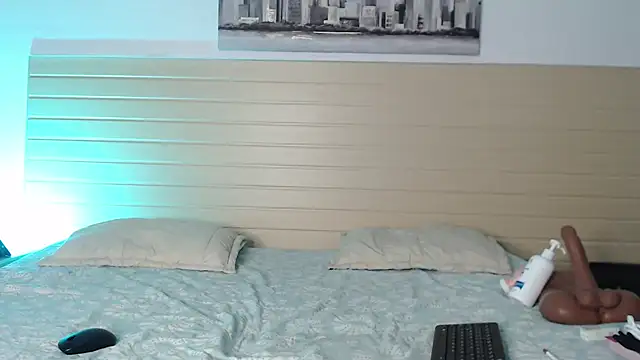 Madisonkay online show from March 6, 2026, 2:17 am