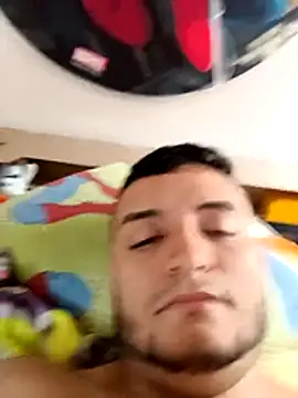 yeisonren99 online show from April 23, 2026, 6:09 pm