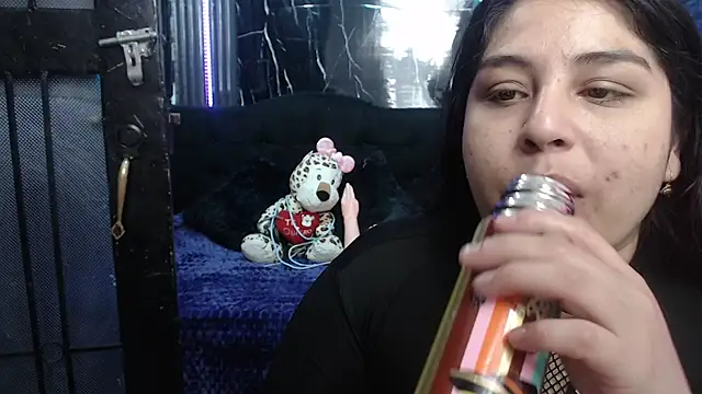 Snapshot of lehia_285 chatting on June 30, 2026, 1:22 pm lehia 285 online show from June 30, 2026, 1:22 pm
