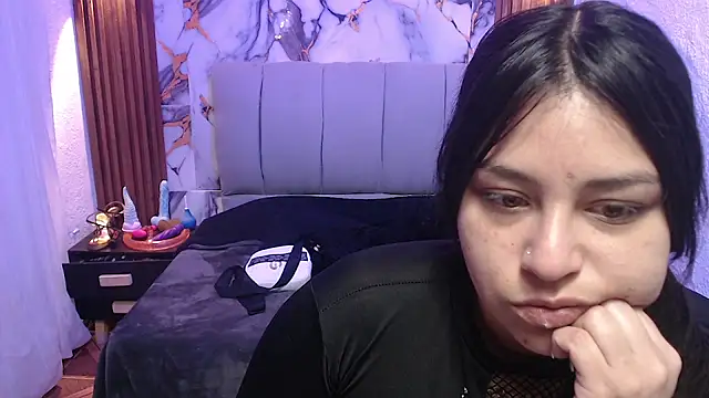 Snapshot of lehia_285 chatting on December 3, 2025, 1:10 pm lehia 285 online show from December 3, 2025, 1:10 pm