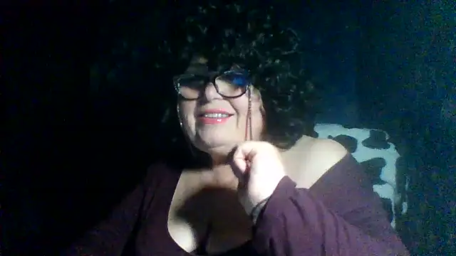 Snapshot of Milaniya606 chatting on November 10, 2025, 10:48 pm Milaniya606 online show from November 10, 2025, 10:48 pm