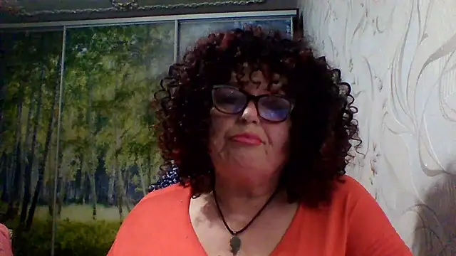 Milaniya606 online show from May 14, 2026, 7:33 pm