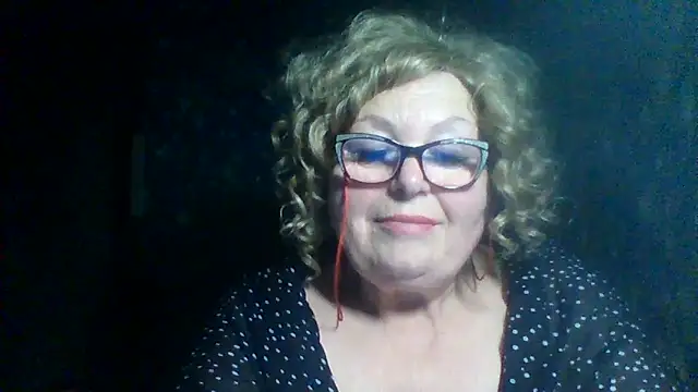 Snapshot of Milaniya606 chatting on November 25, 2025, 9:15 pm Milaniya606 online show from November 25, 2025, 9:15 pm