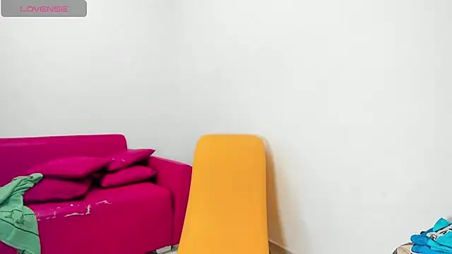 Snapshot of destruction_group_69 chatting on November 29, 2025, 10:43 pm destruction group 69 online show from November 29, 2025, 10:43 pm