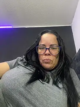 sofia lopez70 online show from August 4, 2026, 12:15 am