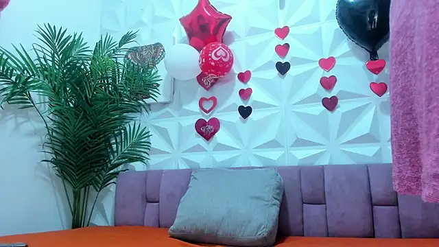 Anggie Miller online show from February 26, 2026, 10:15 am