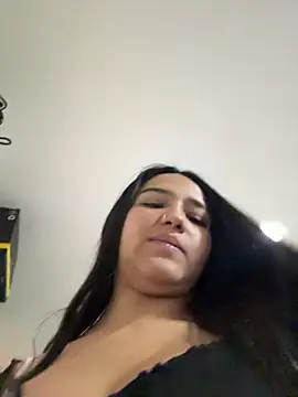 Snapshot of Samantha_firee chatting on March 9, 2026, 11:14 am Samantha firee online show from March 9, 2026, 11:14 am