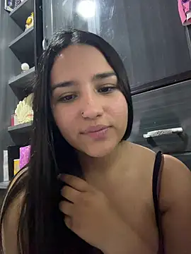 Snapshot of Samantha_firee chatting on June 11, 2026, 12:32 am Samantha firee online show from June 11, 2026, 12:32 am