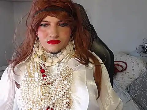 Snapshot of VanesaCrossic chatting on November 13, 2025, 8:40 am VanesaCrossic online show from November 13, 2025, 8:40 am