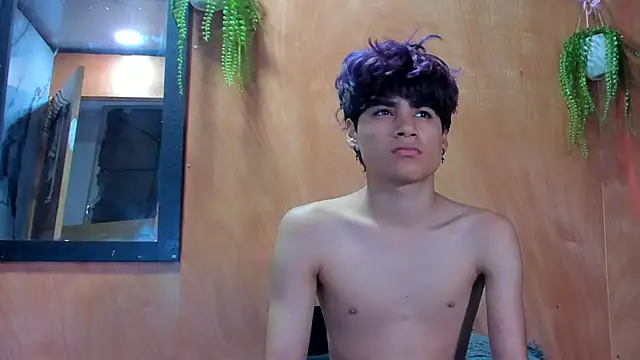 Leo Glow online show from February 11, 2026, 1:00 pm