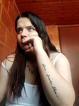 Charlotte Allen  online show from November 8, 2025, 5:27 pm