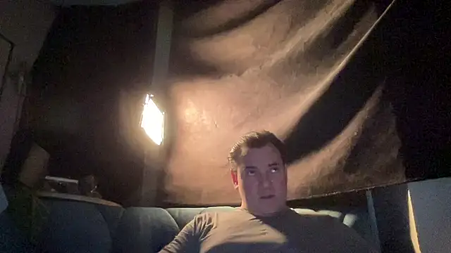 IntimeWild online show from April 3, 2026, 1:45 am