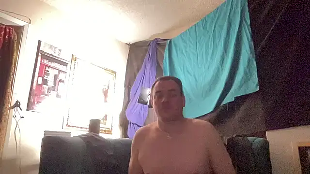 IntimeWild online show from April 6, 2026, 10:55 pm