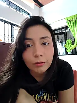 Minie03  online show from February 16, 2026, 2:48 pm