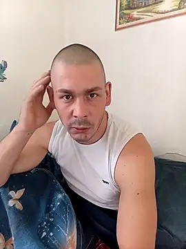 Lav1996 online show from November 6, 2025, 11:03 am