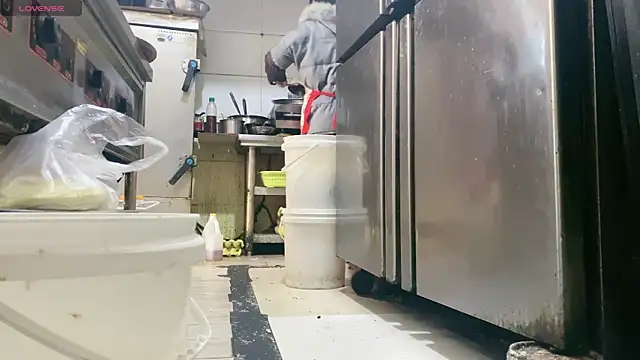 0xiaosu0 online show from November 26, 2025, 4:23 am