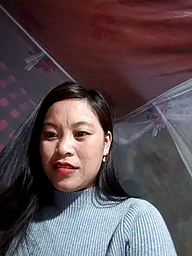 Snapshot of Alice-567 chatting on February 10, 2026, 7:13 pm Alice-567 online show from February 10, 2026, 7:13 pm