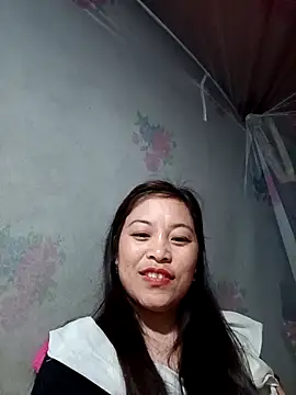 Snapshot of Alice-567 chatting on February 5, 2026, 10:27 pm Alice-567 online show from February 5, 2026, 10:27 pm