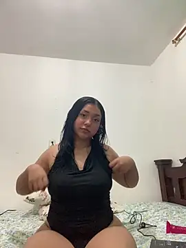 Snapshot of Miaaa1_ chatting on November 9, 2025, 7:40 pm Miaaa1 online show from November 9, 2025, 7:40 pm