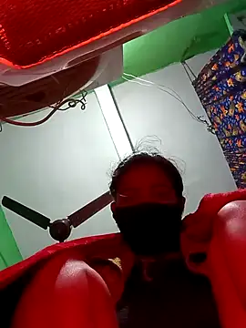 Snapshot of Rsr-1 chatting on January 5, 2026, 10:02 pm Rsr-1 online show from January 5, 2026, 10:02 pm