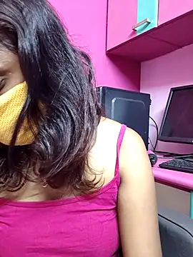 Queen-dhivya online show from March 27, 2026, 6:20 pm